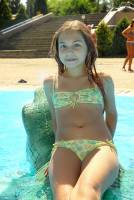 [Image: 3o519rwq1gr1_t.jpg]