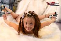 [Image: a4hm59abxmzi_t.jpg]