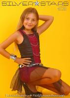 [Image: ajmkjnotb4qf_t.jpg]