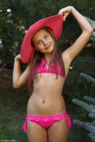 [Image: icmy718xtayb_t.jpg]