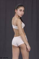 [Image: kgae1x0ot5mh_t.jpg]