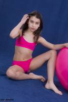 [Image: ze02azn8ypwx_t.jpg]