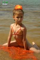 [Image: 0fupz3384uj6_t.jpg]