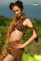 [Image: 6c6der5bsp0y_t.jpg]