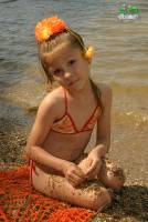 [Image: d9e2p59vgz8j_t.jpg]