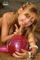 [Image: dl2ba6vk725b_t.jpg]