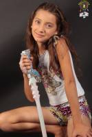 [Image: gzwvcw9u2mfz_t.jpg]