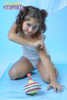 [Image: hl2t1p71btj1_t.jpg]