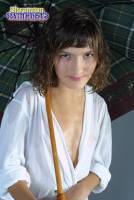 [Image: qsyycu9svrf3_t.jpg]