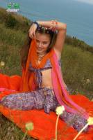 [Image: toao0h4gbbic_t.jpg]