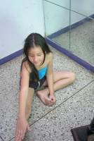 [Image: fes3vsck3j3j_t.jpg]