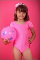 [Image: g19dcg7xsjhq_t.jpg]