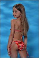 [Image: syvjmig2omru_t.jpg]