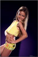 [Image: um8wdaec3310_t.jpg]