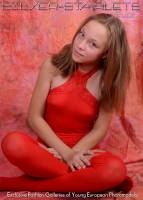 [Image: uuogya1uatok_t.jpg]