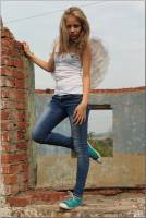 [Image: bkoqxcxsdon8_t.jpg]