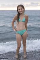 [Image: lsw18uvxu9e8_t.jpg]