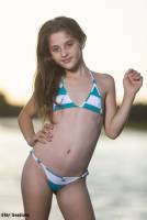 [Image: oa7v114arwbs_t.jpg]