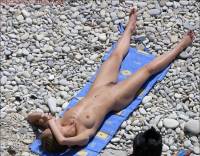 [Image: uelow0nrl4qm_t.jpg]