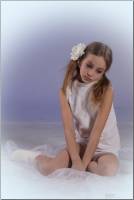 [Image: 4akxhro7hmhs_t.jpg]