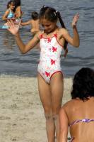 [Image: p8pwyf2avxtf_t.jpg]