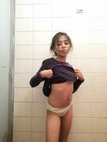 [Image: pn9slpdv1y2b_t.jpg]