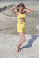 [Image: r5wdqhsbx2bj_t.jpg]