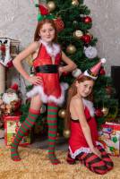 [Image: aepn52qu5owk_t.jpg]