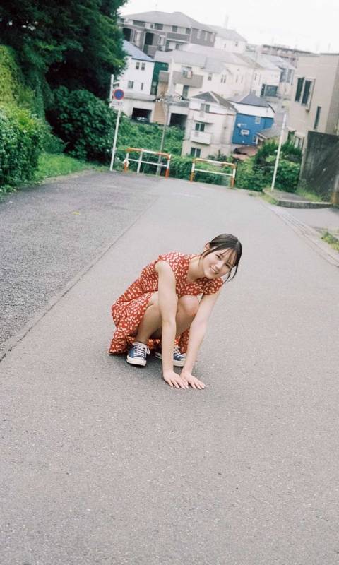 [JP]涼森れむ写真集「友達以上」[98P]